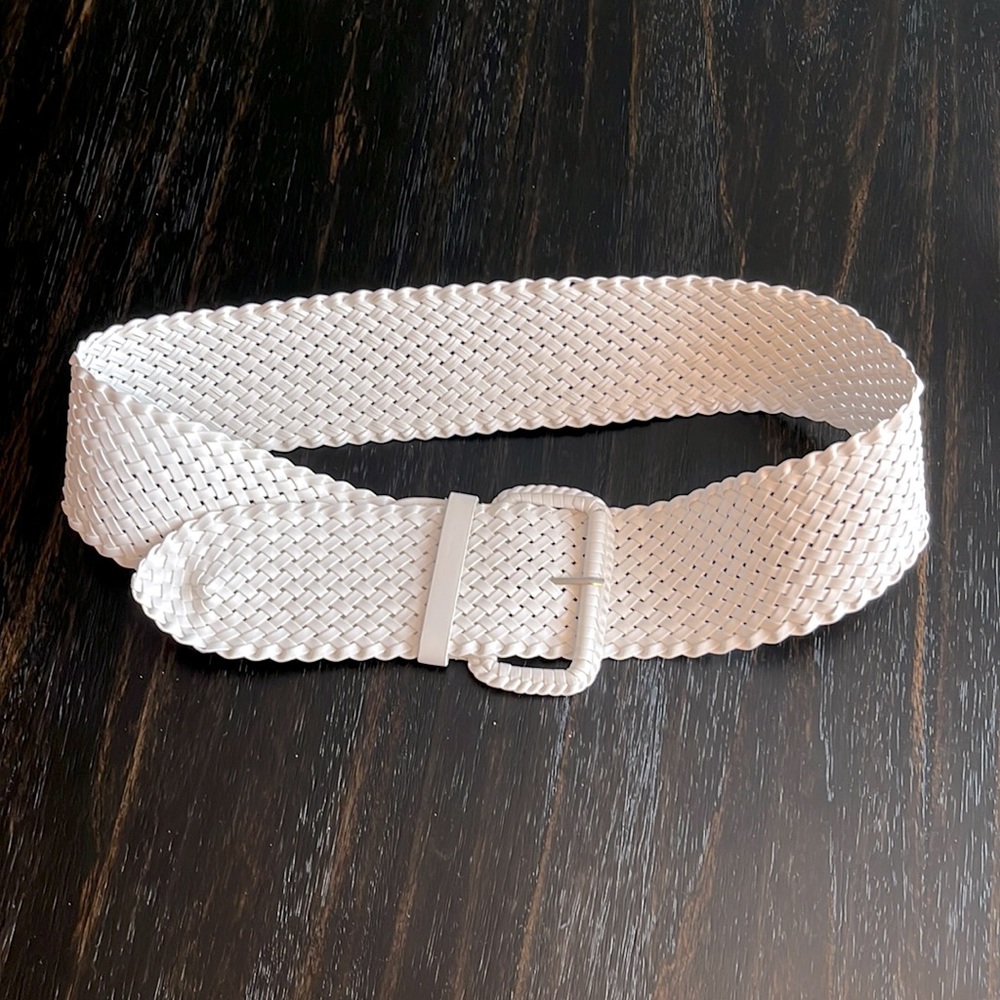 White faux leather belt
